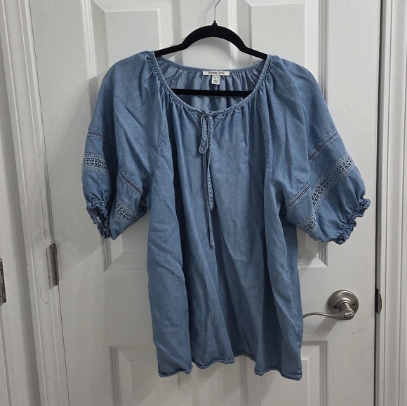 Marissa Olivia Blouse - Picture 1 of 6